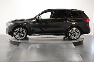 Vehicle image BMW X5 M60i xDrive