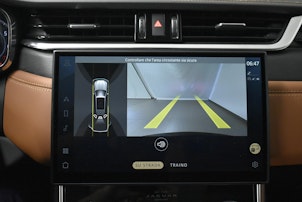 Vehicle image JAGUAR XF Sportbrake 2.0 I4 300 Sport AWD - Pneumatici invernali inclusi