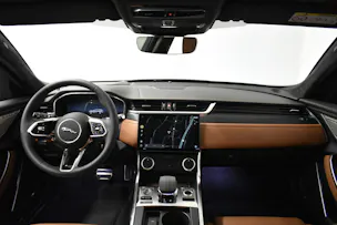 Jaguar XF Sportbrake 2.0 I4 300 Sport AWD - Pneumatici invernali & Servizi inclusi - Tasso leasing 1.99%!