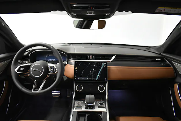 Jaguar XF Sportbrake 2.0 I4 300 Sport AWD - Pneumatici invernali & Servizi inclusi - Tasso leasing 1.99%!