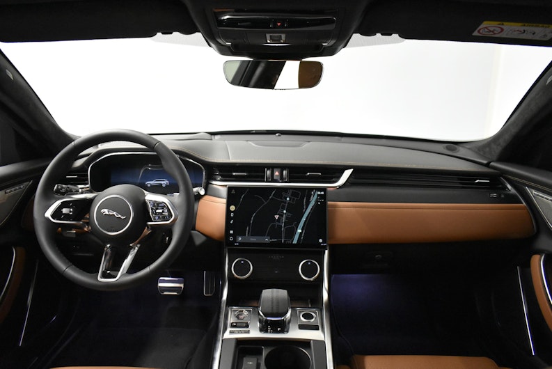 Vehicle image JAGUAR XF