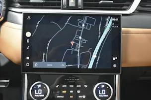 Jaguar XF Sportbrake 2.0 I4 300 Sport AWD - Pneumatici invernali & Servizi inclusi - Tasso leasing 1.99%!