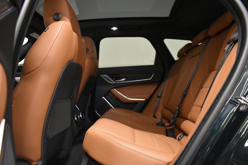 Vehicle image JAGUAR XF