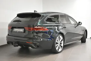 Jaguar XF Sportbrake 2.0 I4 300 Sport AWD - Pneumatici invernali & Servizi inclusi - Tasso leasing 1.99%!