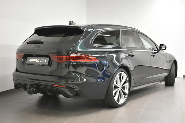 Jaguar XF Sportbrake 2.0 I4 300 Sport AWD - Pneumatici invernali & Servizi inclusi - Tasso leasing 1.99%!