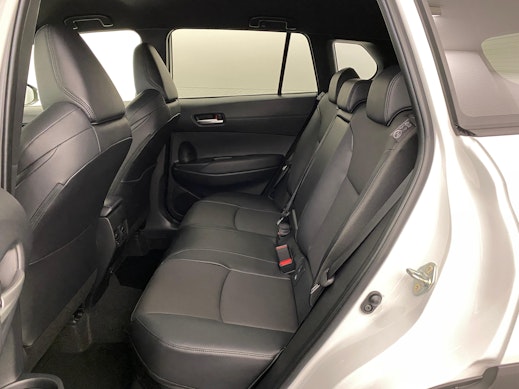 TOYOTA Corolla Cross 2.0 HSD Premium AWD-i 2