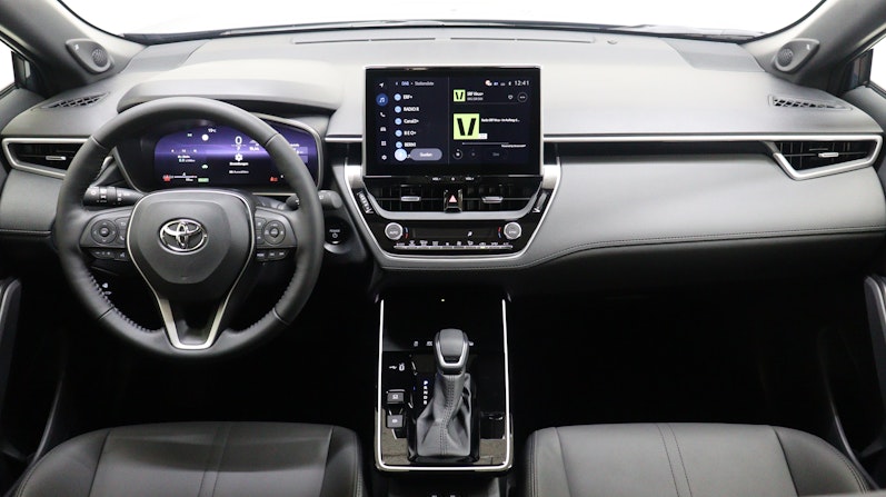 Vehicle image TOYOTA COROLLA CROSS