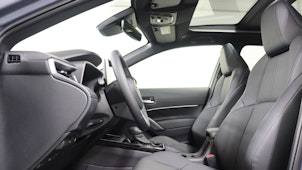 Vehicle image TOYOTA Corolla Cross 2.0 HSD Premium AWD-i