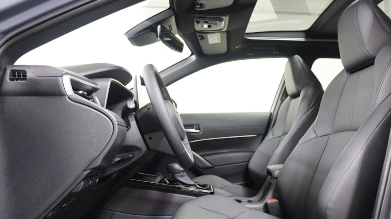 Vehicle image TOYOTA COROLLA CROSS