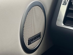 Vehicle image LAND ROVER Discovery 3.0 D I6 300 Metropolitan Edition