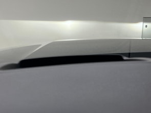 Vehicle image LAND ROVER Discovery 3.0 D I6 300 Metropolitan Edition