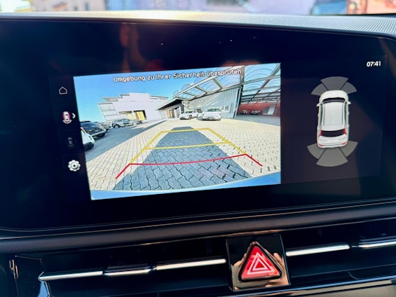 Vehicle image 4 Vehicle image 4