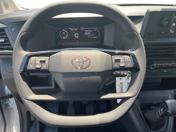 Vehicle image 7 Vehicle image 7