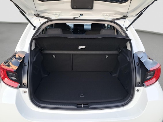 Vehicle image 8 Vehicle image 8