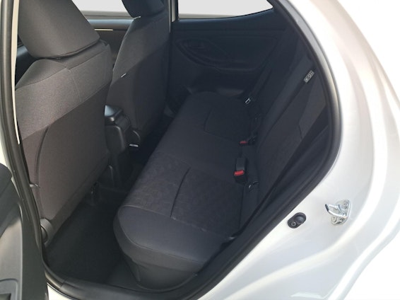 Vehicle image 9 Vehicle image 9