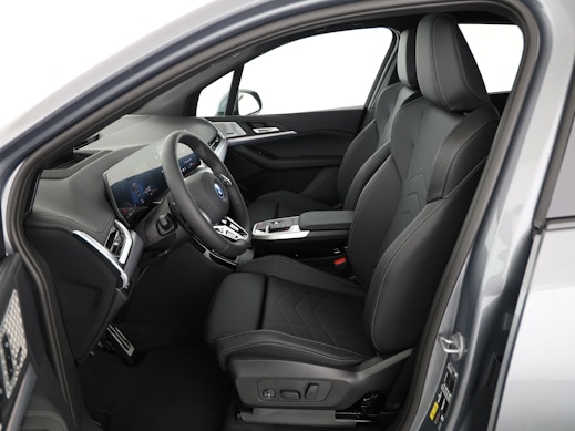 BMW 230e xDrive Active Tourer 3