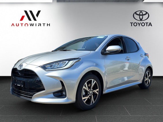 First vehicle image