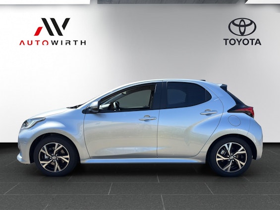 Vehicle image 7