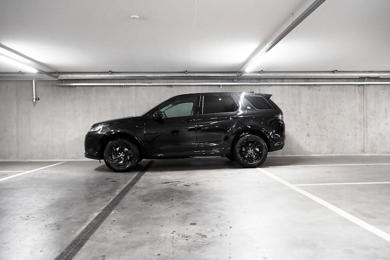 Vehicle image LAND ROVER DISCOVERY SPORT