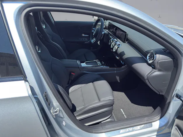 Mercedes-Benz A 35 AMG 4matic