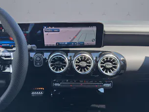 Mercedes-Benz A 35 AMG 4matic