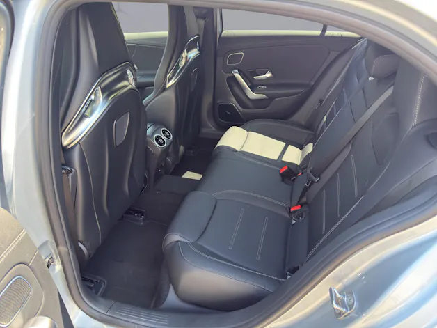 Mercedes-Benz A 35 AMG 4matic