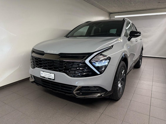 First vehicle image