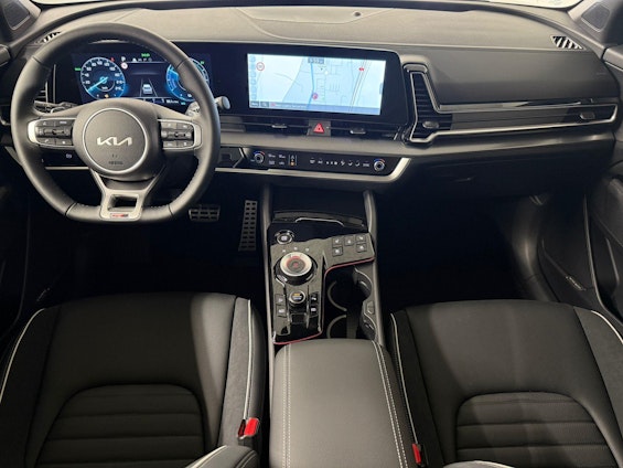 Vehicle image 6 Vehicle image 6