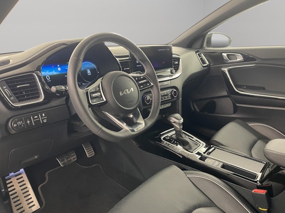 Vehicle image 9 Vehicle image 9