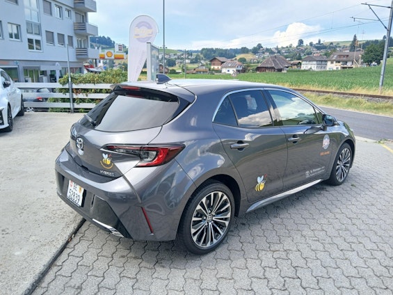 Vehicle image 4 Vehicle image 4