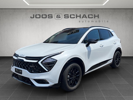 First vehicle image