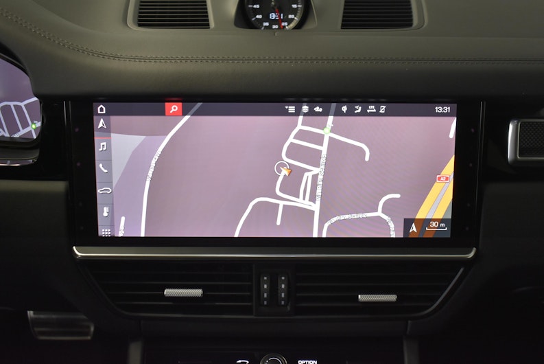 Vehicle image PORSCHE CAYENNE