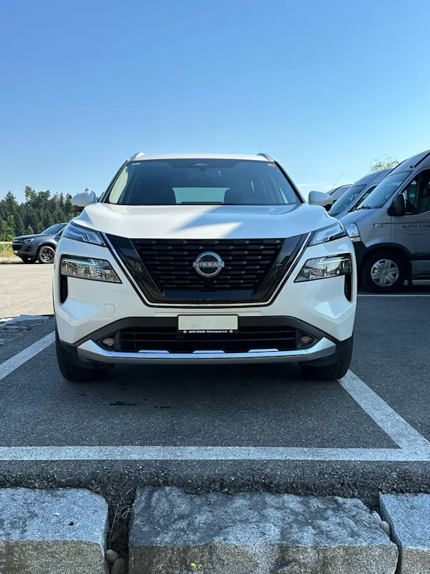 Nissan X-Trail 1.5 VC-T Tekna e-4orce