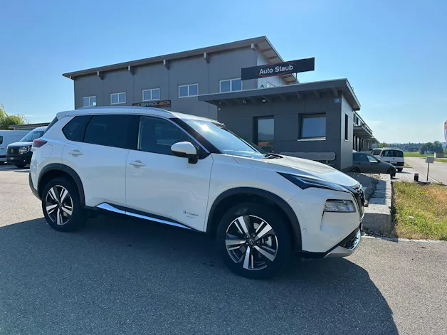 Nissan X-Trail 1.5 VC-T Tekna e-4orce