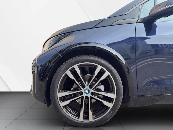 Vehicle image BMW i3