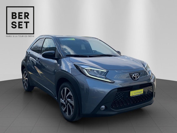 Vehicle image 7 Vehicle image 7