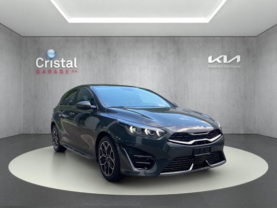 First vehicle image