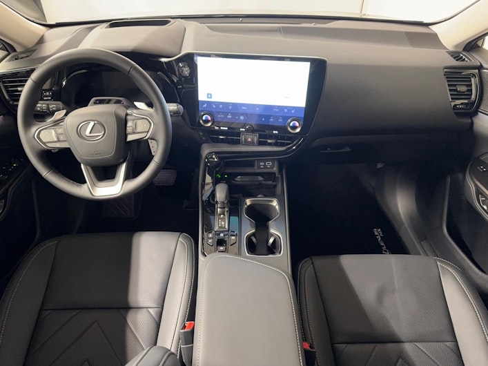 Vehicle image LEXUS NX