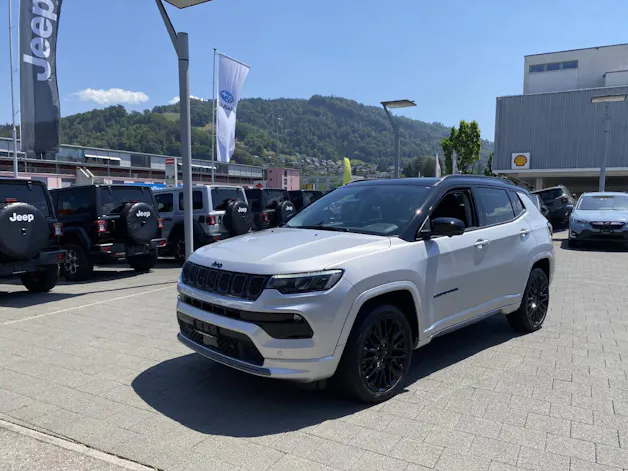 Jeep Compass 1.3 S Plus Sky 4xe