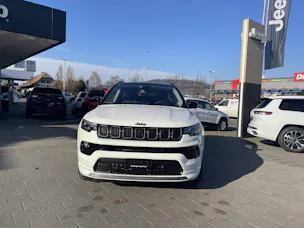 Jeep Compass 1.3 S Plus Sky 4xe