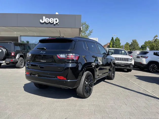 Jeep Compass 1.3 S Plus Sky 4xe