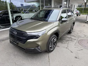 Subaru Forester Station 2.0i e-Boxer Swiss Plus