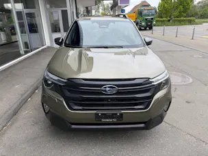Subaru Forester Station 2.0i e-Boxer Swiss Plus