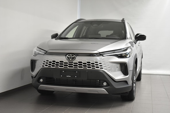 First vehicle image
