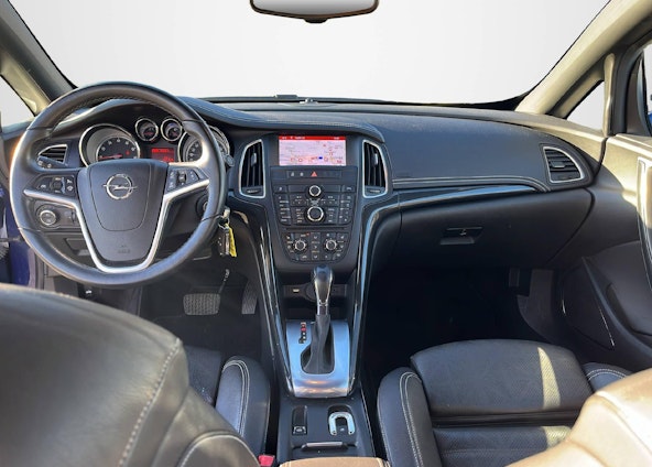 Vehicle image 8 Vehicle image 8