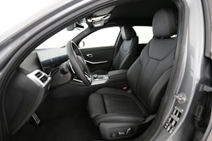 Vehicle image BMW 330d xDrive Touring