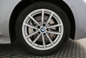 Vehicle image BMW 330d xDrive Touring