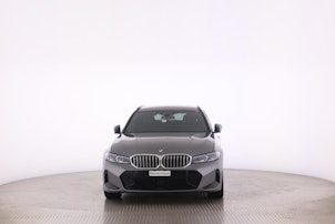 Vehicle image BMW 330d xDrive Touring