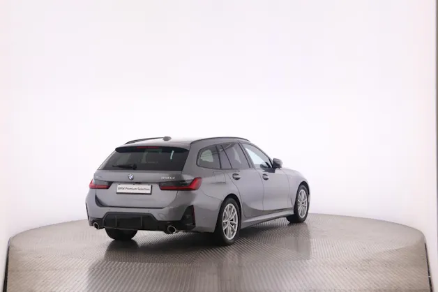 BMW 330d xDrive Touring