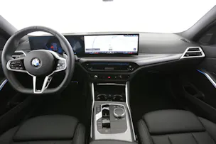 BMW 330d xDrive Touring
